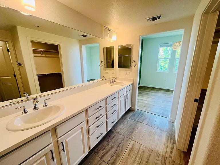 792 Garden St — Photo 14