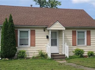 512 E Brentwood Ave, Effingham, IL 62401
