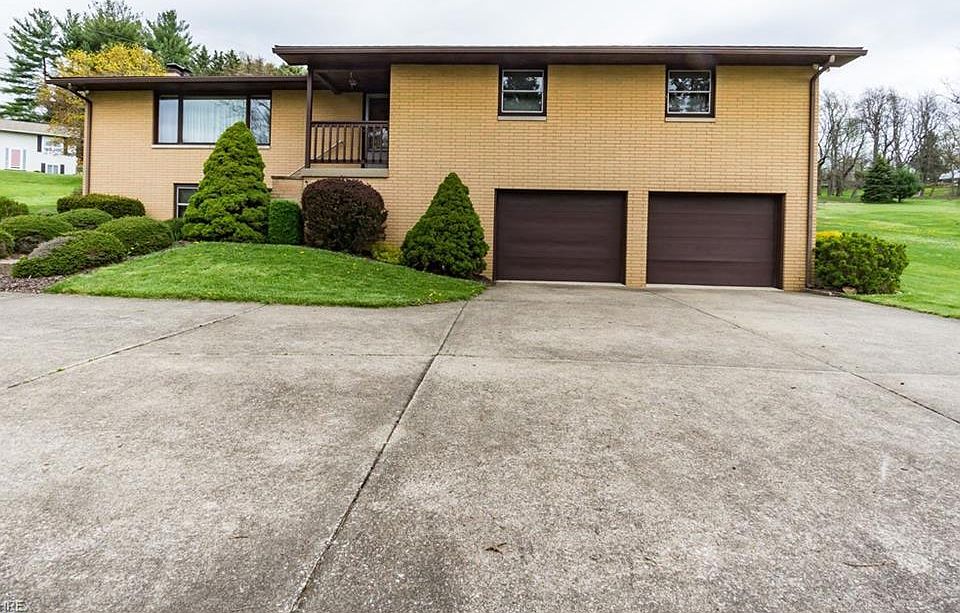 1st image of 2947 Downeys Hill Dr NE