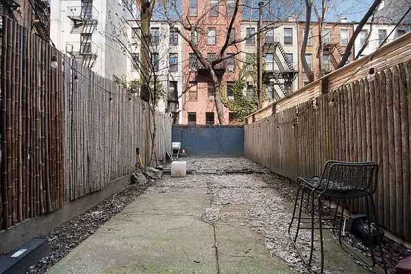 Rented by Cooper & Cooper Real Estate | media 3