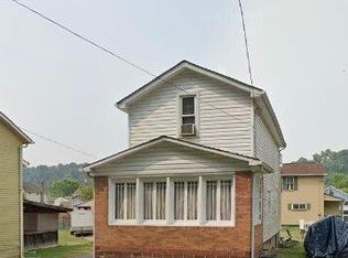 322 9th Ave, New Brighton, PA 15066