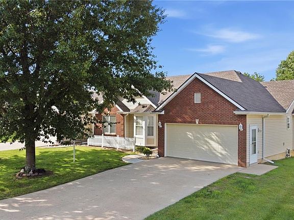 2nd image of 4907 Ashbey Dr