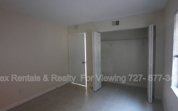 4th image of 2820 Dupont St S APT 103