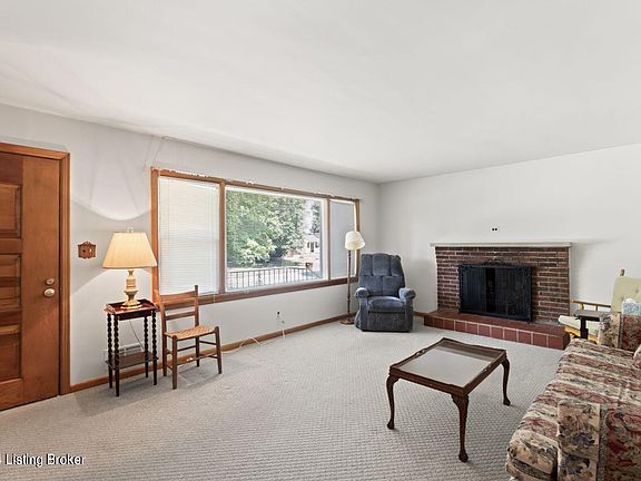 3rd image of 3127 Michael Dr