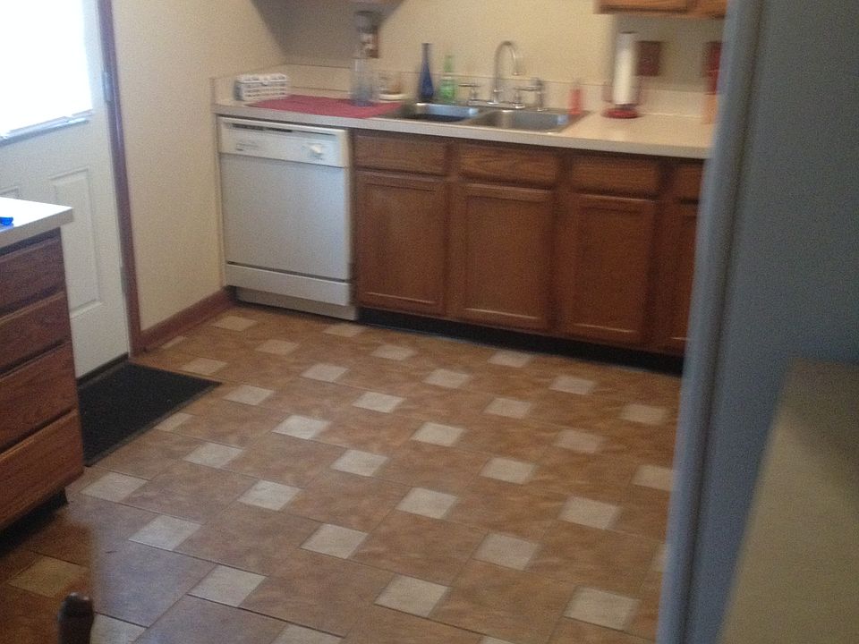 2nd image of 906 Cherry Bud Dr