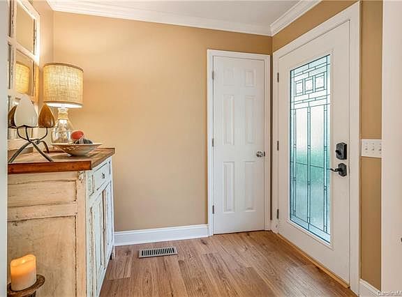 5th image of 4507 Rockwood Dr