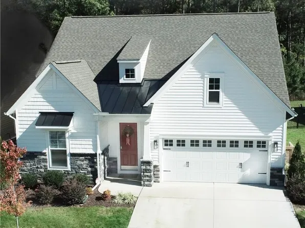 12225 Twin Rivers Dr, Chester, VA 23836