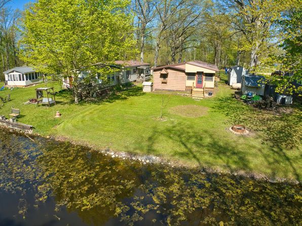 468 Oakdale Dr, Coldwater, MI 49036