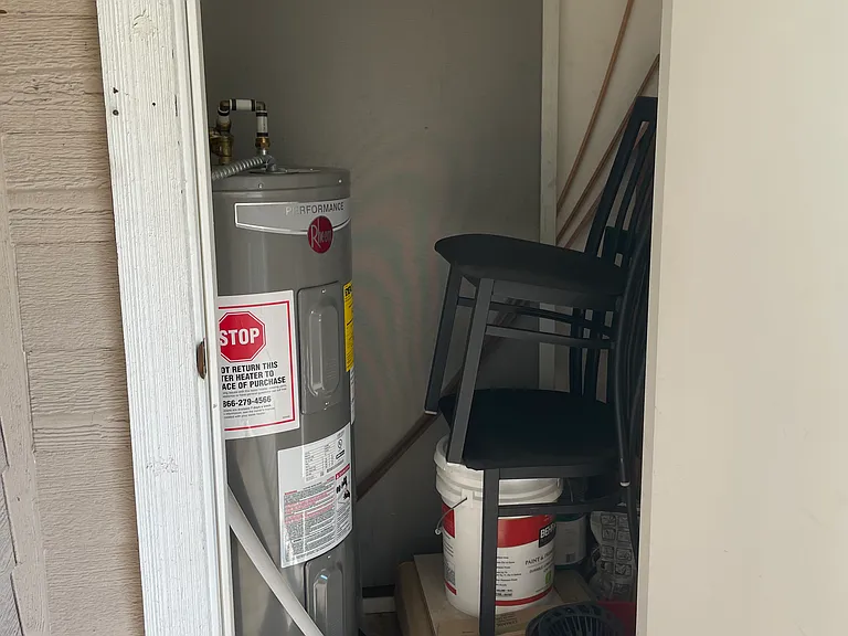160 Reserve Cir #212 — Photo 15