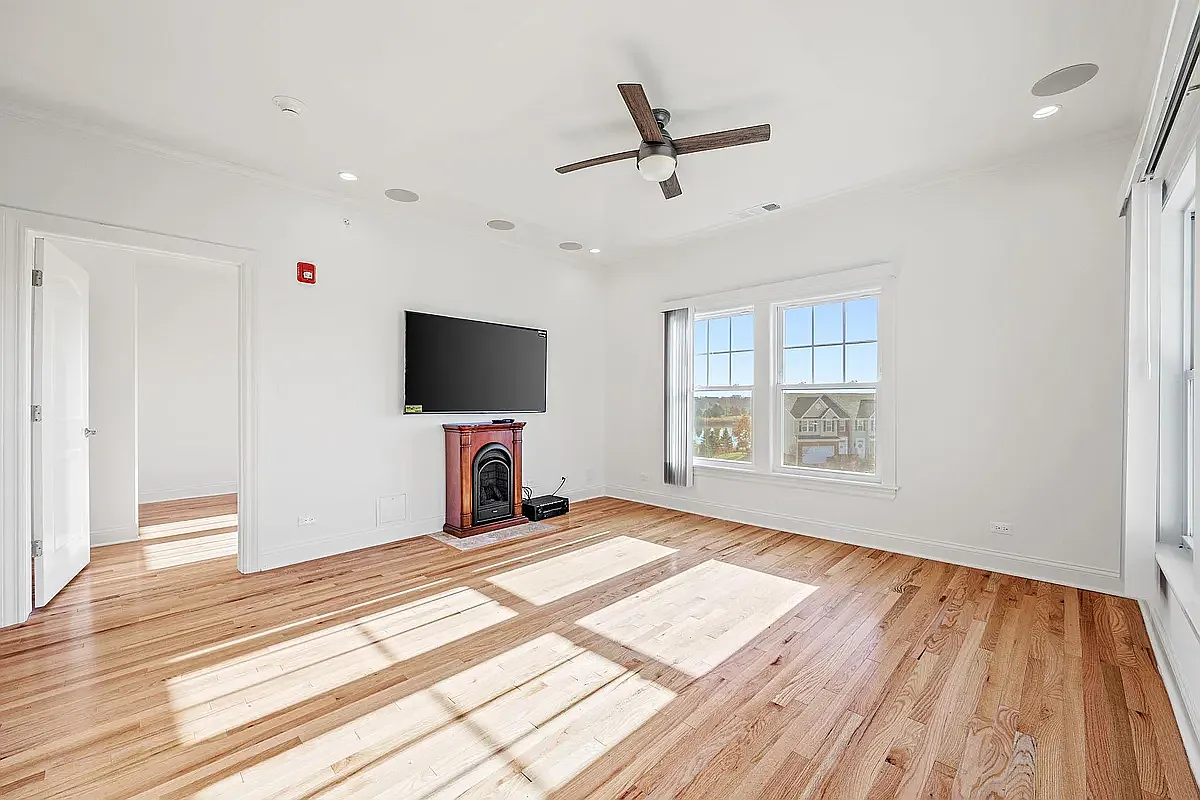 The Legacy Apartments — Photo 4