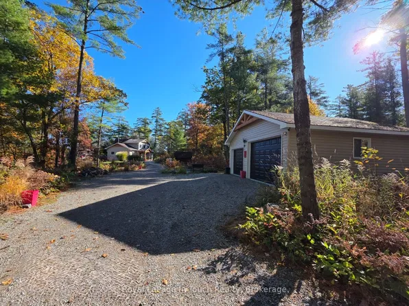 2021 Beaver Dam Rd, Severn, ON L0K 1E0