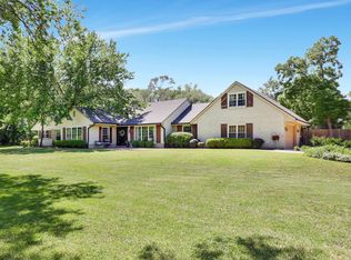 3 N Hampton Rd, Wichita, KS 67206