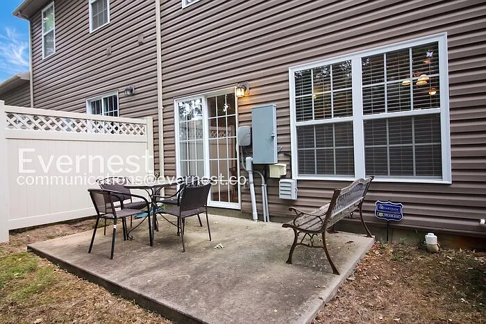 8904 Greylock Dr — Photo 17