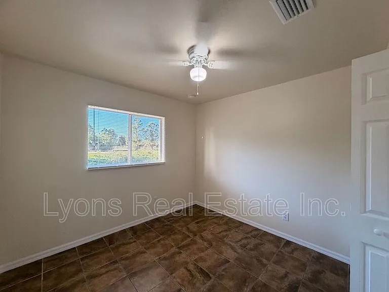 764 Gallo Ave S — Photo 19