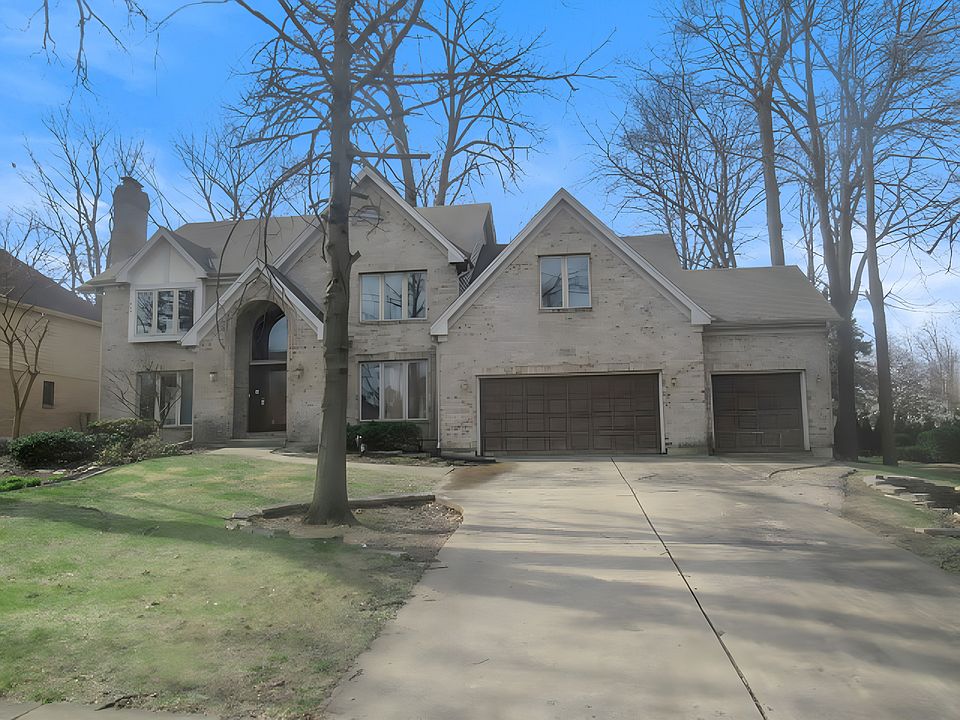 1st image of 2905 Royal Fox Dr