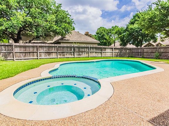 3rd image of 21702 Cinco Blvd