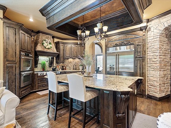 2nd image of 447 Angel Falls Ln