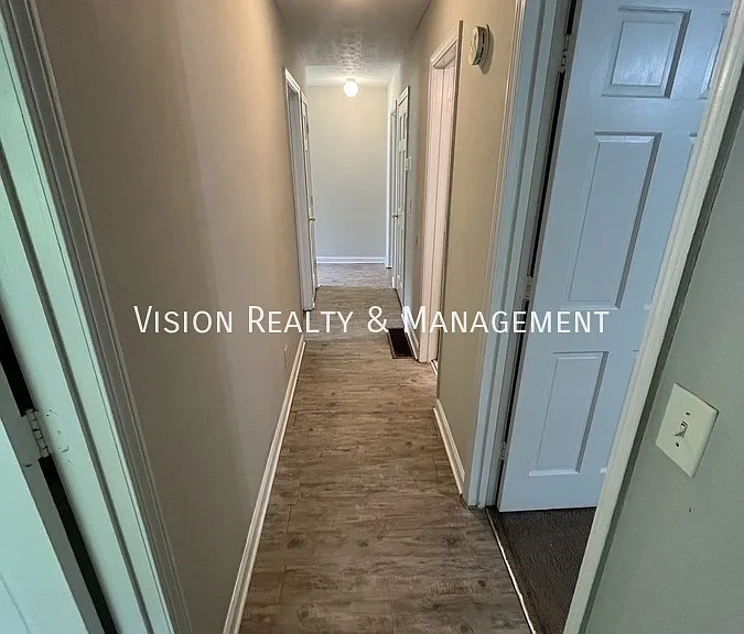 55 S Greenwood Dr — Photo 29