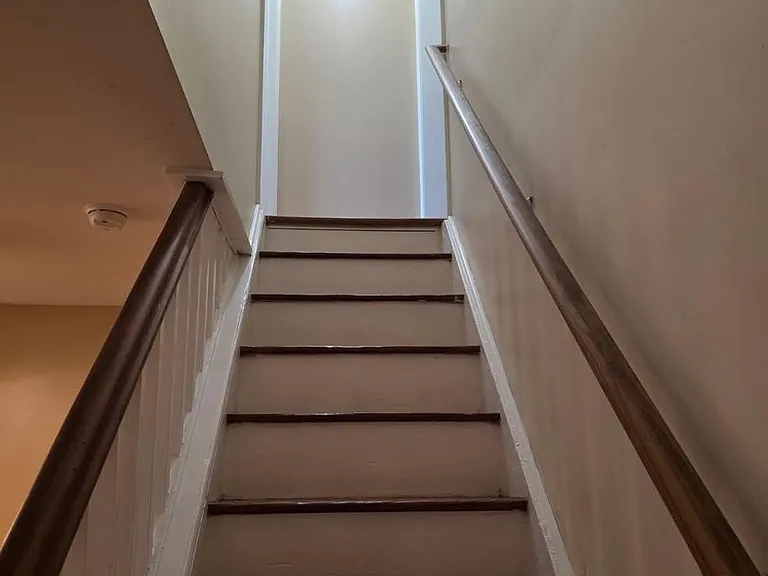 428 S Jackson St — Photo 11