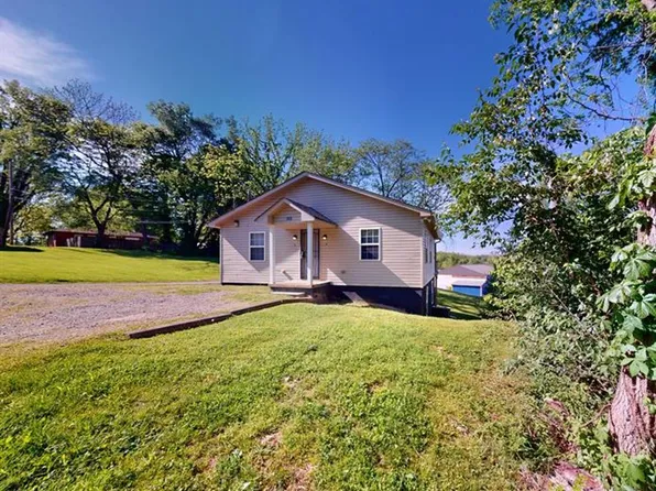 308 Gill Street, 308 Gill St APT B, Clarksville, TN 37040