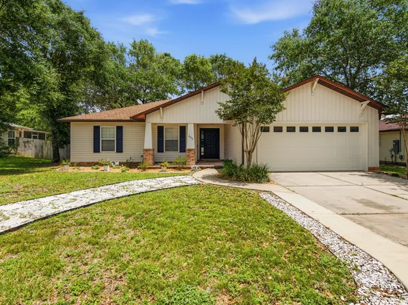 403 Hunters Ridge Rd, Defuniak Springs, FL 32433