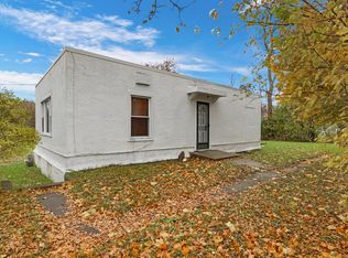 2110 Lewis Ave, Zion, IL 60099