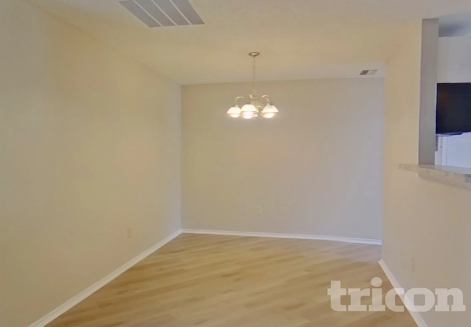 2537 Rialto Way Grand Prairie TX — Photo 4