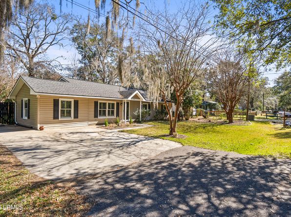 613 Linton Ln, Beaufort, SC 29902