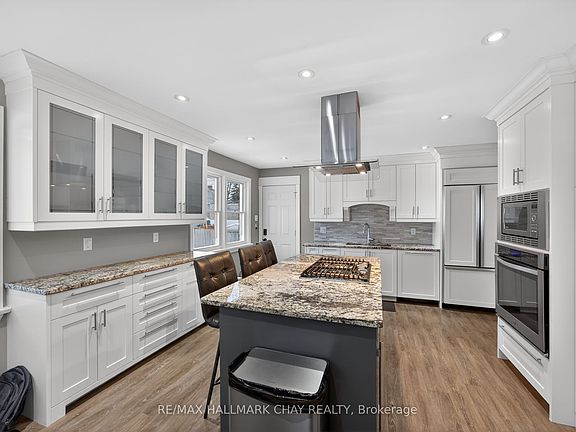 4th image of 68 Drury Ln