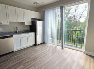 Greenwood Commons Apartments, Delaware, OH 43015