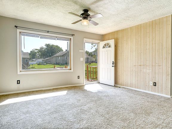 5th image of 521 Sheridan St