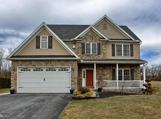 33 Krall Rd, Myerstown, PA 17067