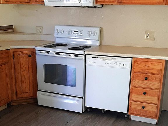 4th image of 2322 W 15th Ave