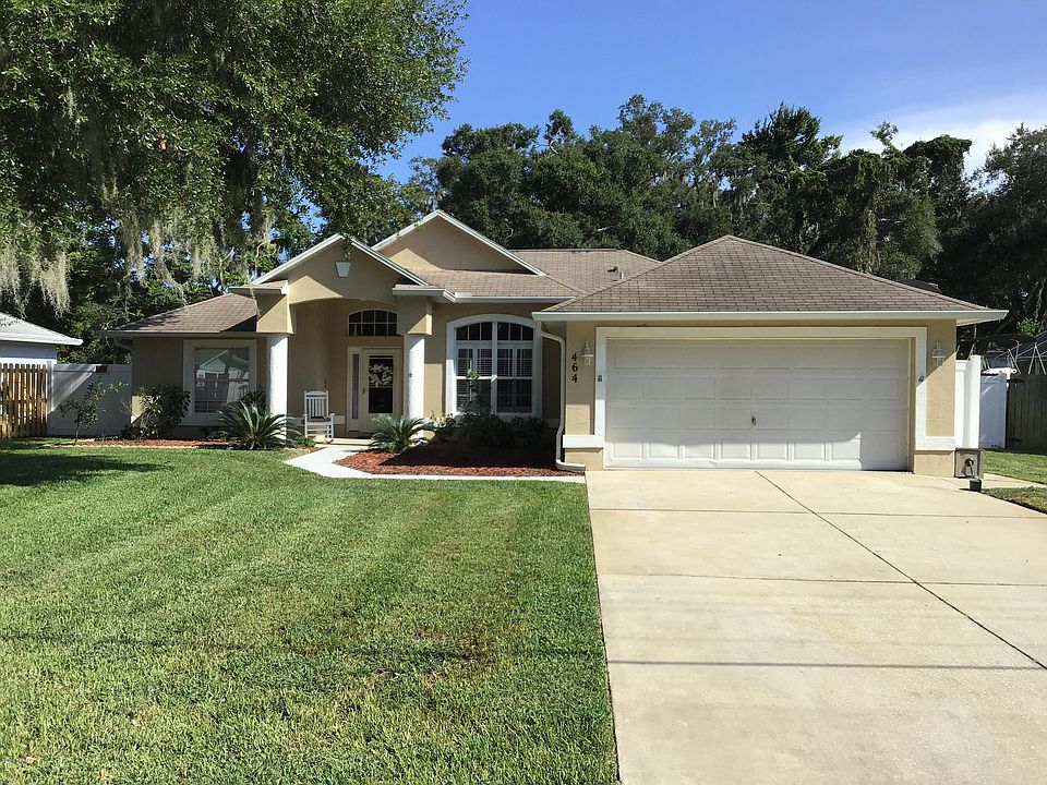 1st image of 464 Hammock Ln