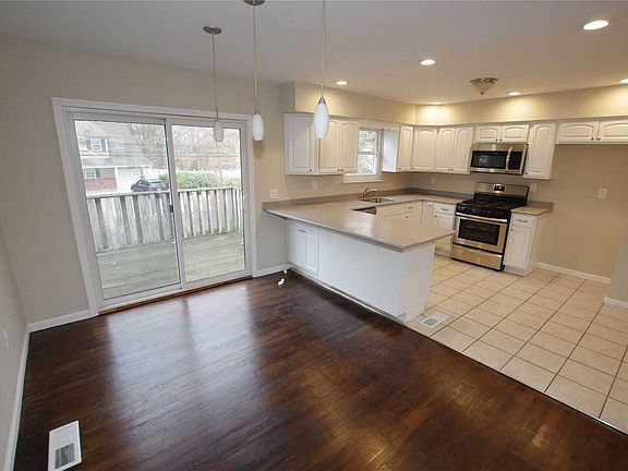5th image of 81 Tiber Ave
