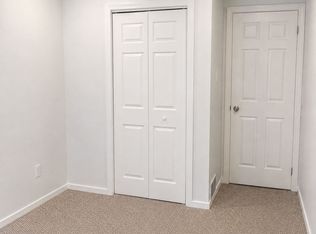 22 Pearson St ROOM 10, Oshawa, ON L1G7C6
