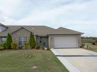 399-399D Castle Bay Dr, Hampstead, NC 28443