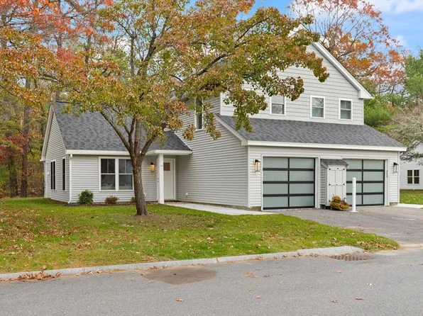 7 Barracks Rd, Hudson, MA 01749