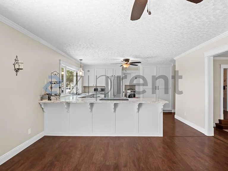 3966 Dyer Rd — Photo 18