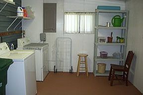 1st image of 445 Bark Cir