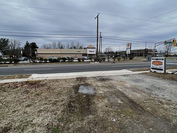 3rd image of 1017 White Horse Pike