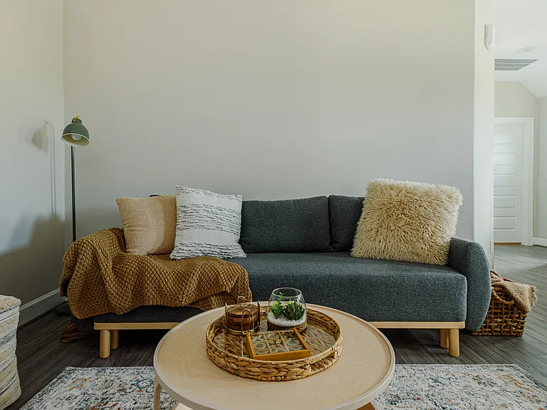 1109 Robbie St — Photo 12