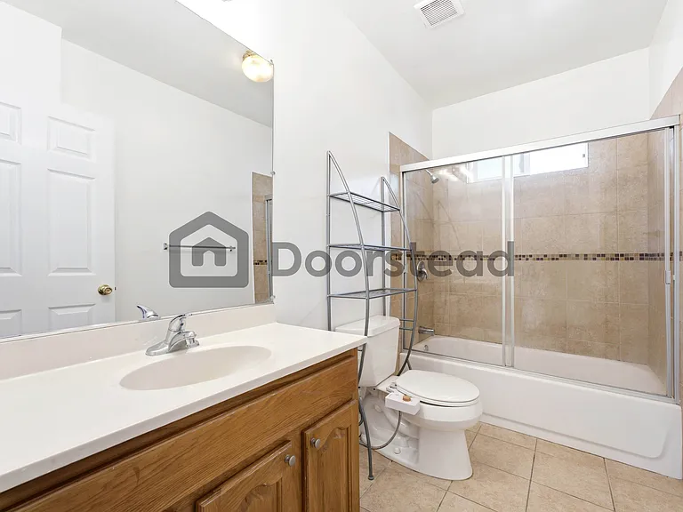 4339 Adeline St #B — Photo 13