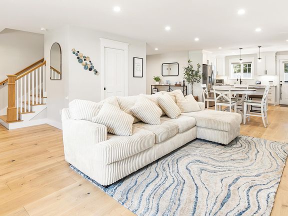 4th image of 26 Fawn Woods Way #26