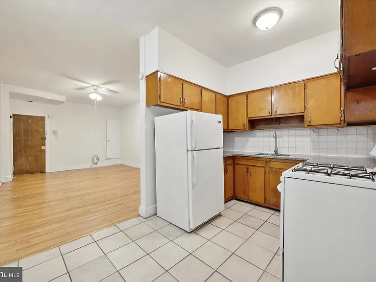 1817 Spruce St #1R — Photo 4