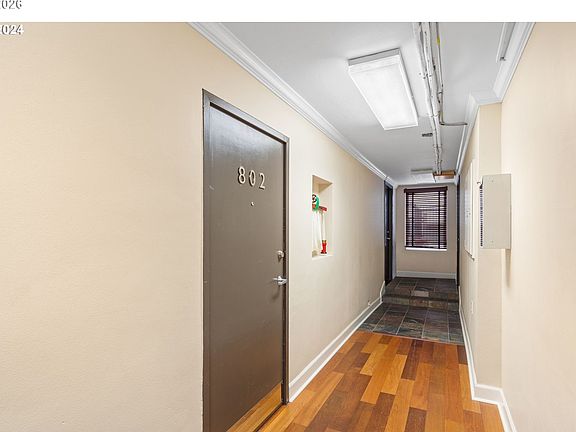 3rd image of 1205 SW Cardinell Dr Unit 802