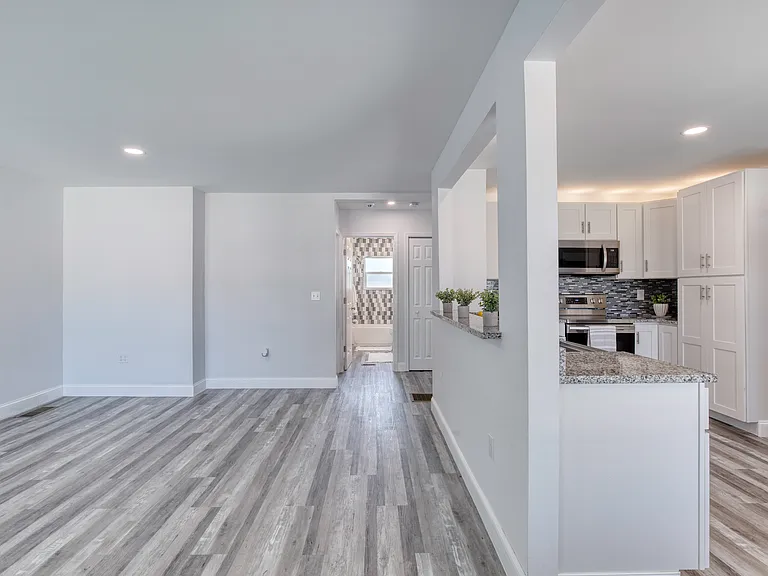 130 Harrison Rd — Photo 8