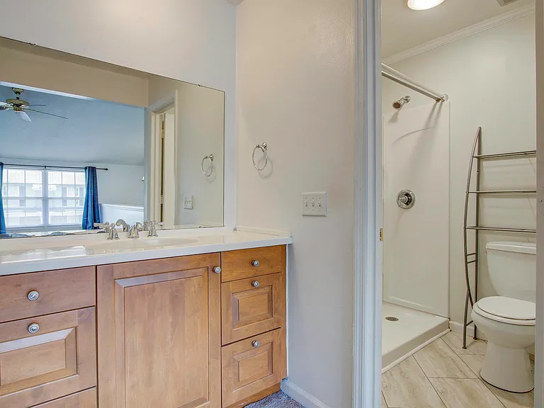 2494 Etiwan Ave — Photo 18