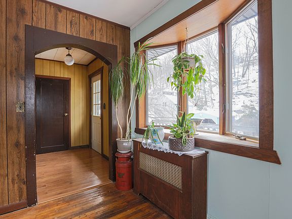 2nd image of 38 Ellen Ave