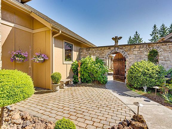 5th image of 16104 NE 259th St